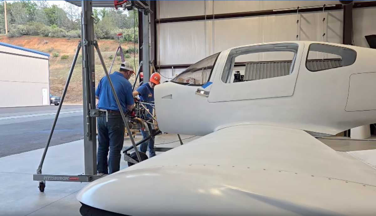 Volato 400 Engine Install